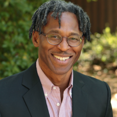 Vernon Morris headshot